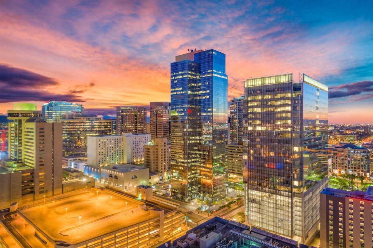 Couples Getaway Highrise Dwntown Phx Skyline Views Apartment Phoenix Exterior foto